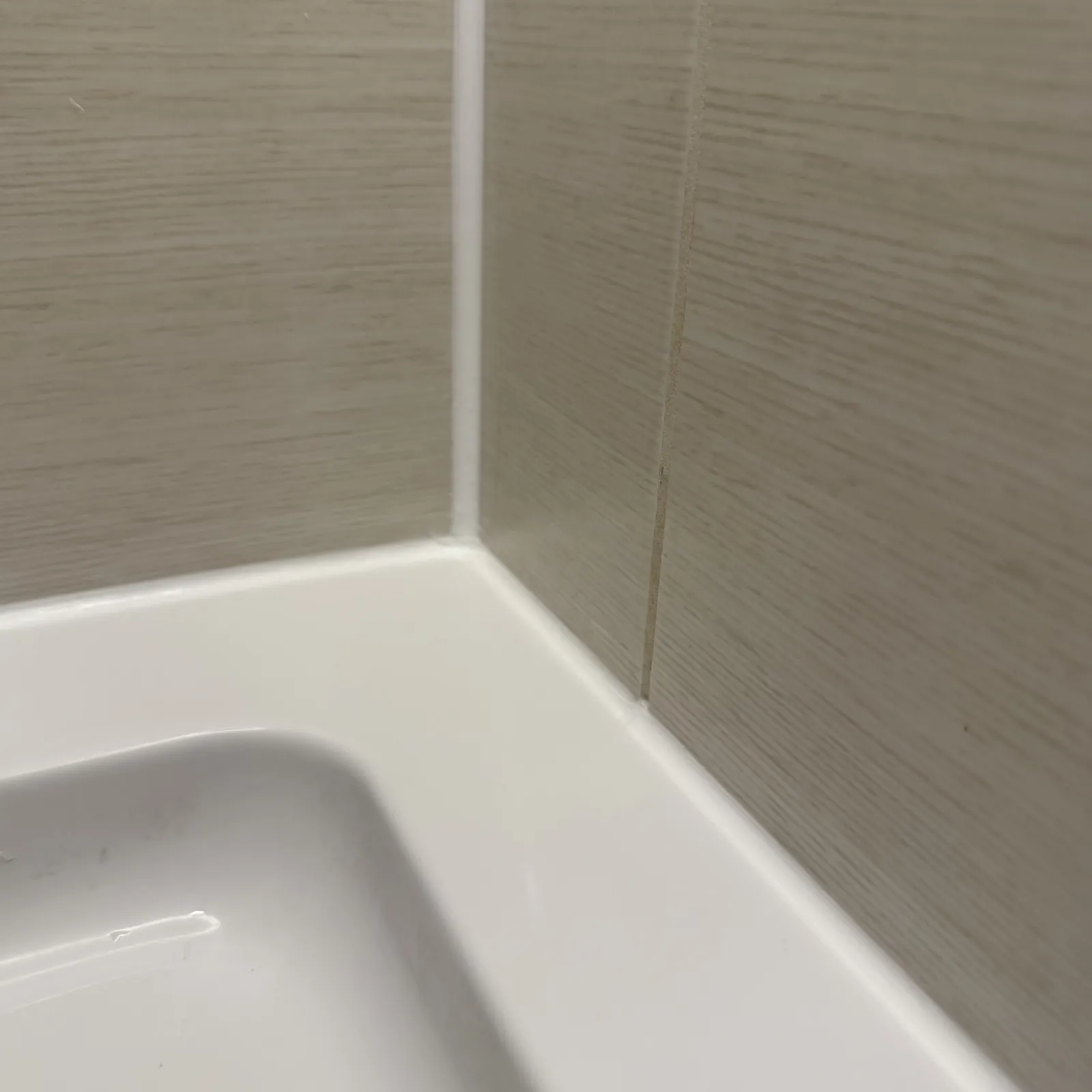 Wymiana starego silikonu PO